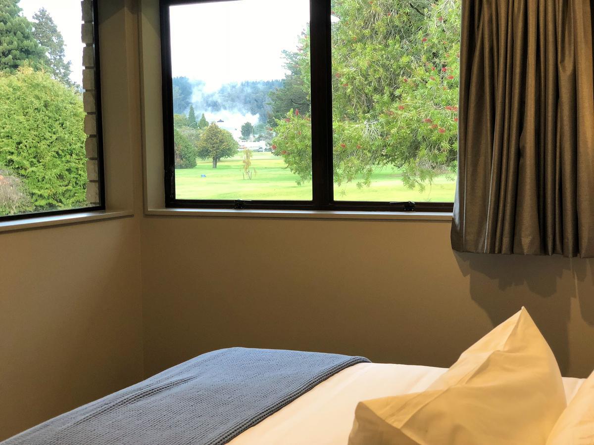 Luxury K-Lodge With Golf Course View-Rotorua Luaran gambar