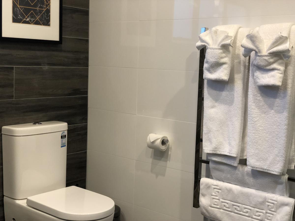 Luxury K-Lodge With Golf Course View-Rotorua Luaran gambar